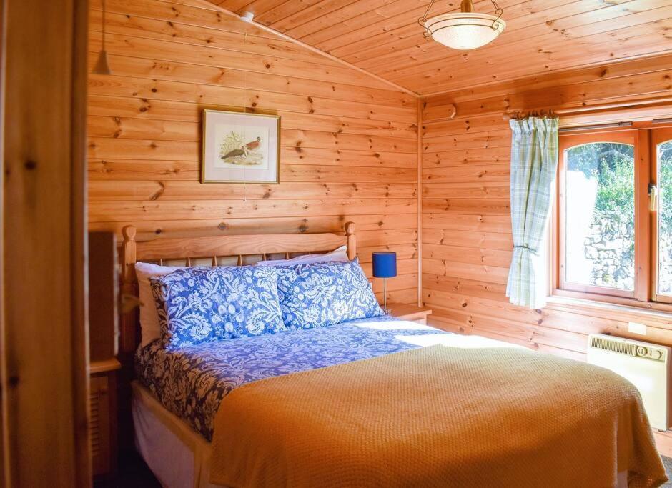 Apartment Secluded Pine 2